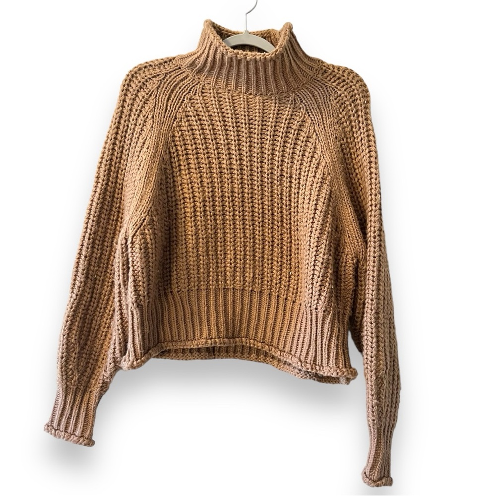 H&M Camel Tan Chunky Knit Turtleneck Sweater